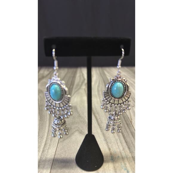 Turquoise dangly earrings - Picture 2 of 5